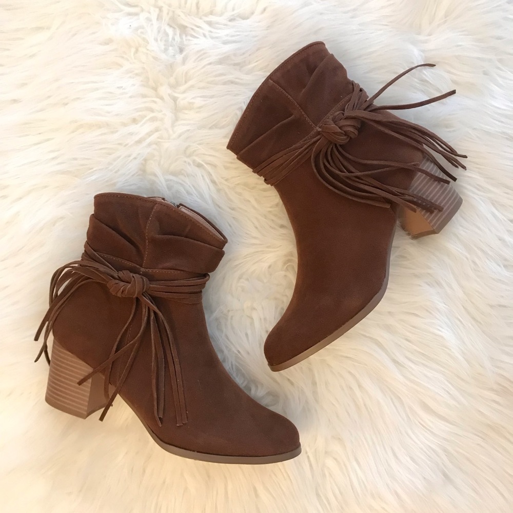 🆕 Lynn Mocha Side Bow Tassel Slouchy Boot - Picture 5 of 8